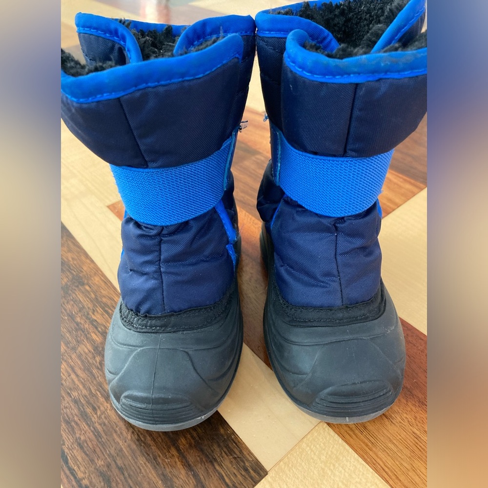 Kamik Snowbug winter boots Baby or Toddler size 7